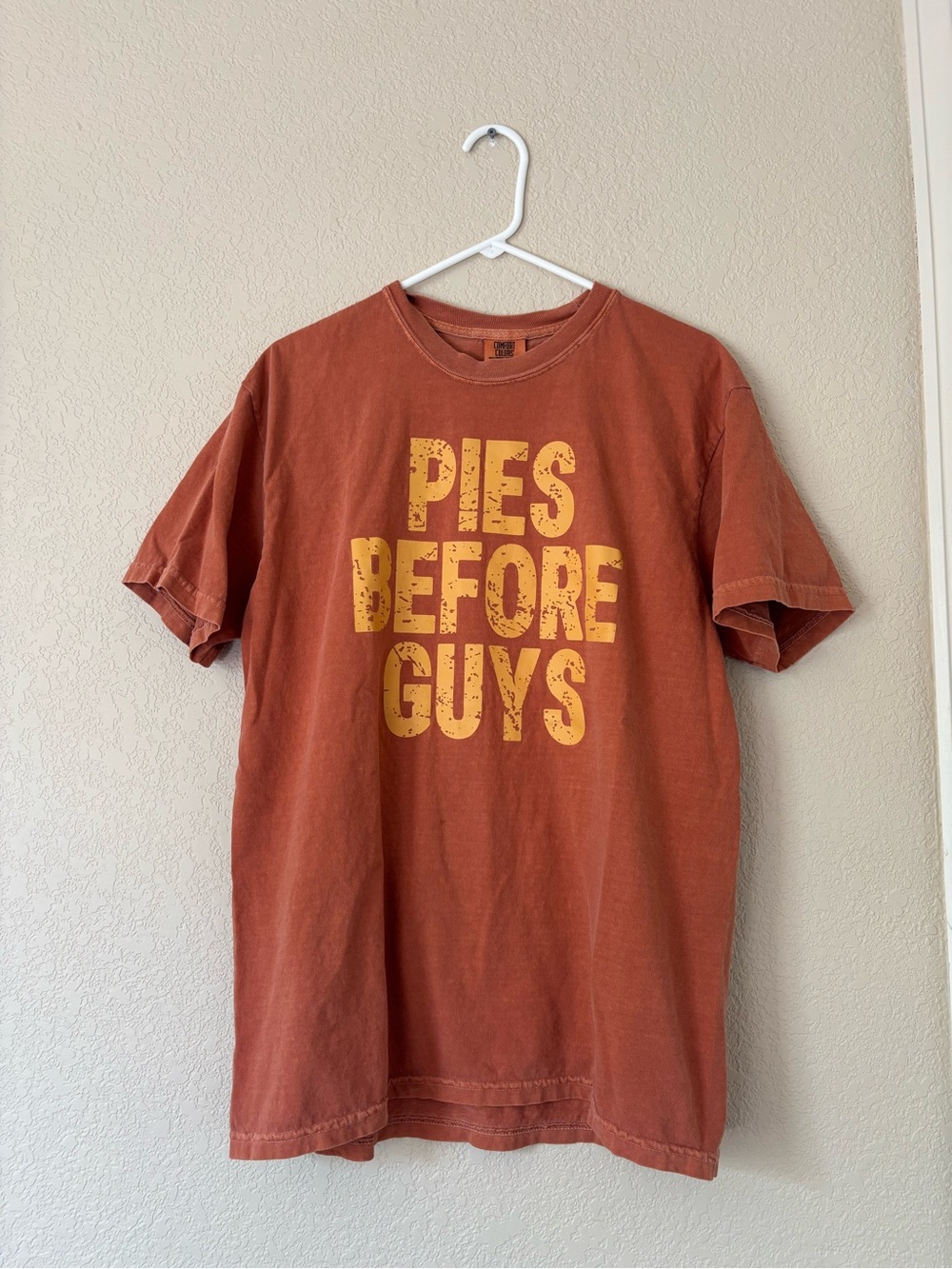 Comfort Colors "Pies Before Guys" cotton t-shirt in size L